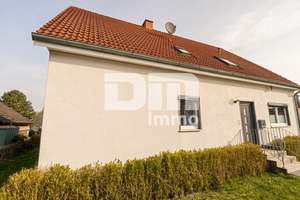 Charmantes Ein- bis Zweifamilienhaus mit großem Garten in begehrter Lage – Die vollständige Adresse der Immobilie erhältst du vom Anbieter., 31079 Sibbesse – Vorschaubild 2