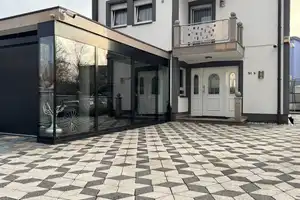  Luxuriöses, geräumiges, freistehendes 6-Zimmer-Einfamilienhaus in Fürth Poppenreuth / Espan – Sophienstraße 41 b, 90765 Fürth – Vorschaubild 1