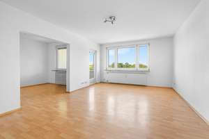 Mehr Raum für Ihre Familie - helle 4-Zimmer-Wohnung mit West-Balkon, Aufzug und Außenstellplatz – Die vollständige Adresse der Immobilie erhältst du vom Anbieter., 22145 Rahlstedt, Hamburg – Vorschaubild 8