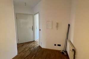 Großer Garten und geräumige Wohnküche in Lämmerspiel,  2,5-Zimmer-Wohnung, keine Hunde möglich – Die vollständige Adresse der Immobilie erhältst du vom Anbieter., 63165 Mühlheim am Main – Vorschaubild 12