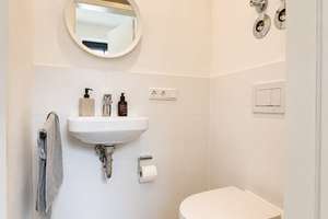 **INNINGEN** Exklusive Reihenmittelhausartige 3,5 ZwKB in ehemaliger Scheune – Hornissenweg 11, 86199 Inningen, Augsburg – Vorschaubild 11