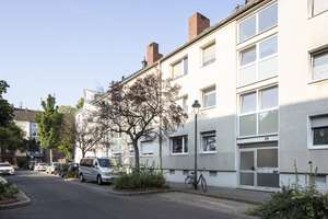 3-Zimmer-EG-Wohnung mit EBK und Balkon zum 01.02.2026