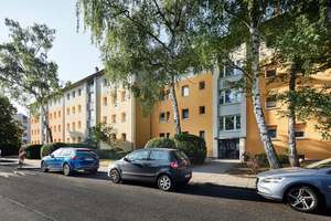 Modernisierte 4-Zimmer-Wohnung mit Balkon in Erlangen – ideal für Eigennutzer & Kapitalanleger – Liegnitzer Str. 10, 91058 Sebaldus, Erlangen – Vorschaubild 2