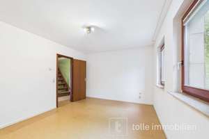 Doppelhaushälfte mit Garten und Stellplatz in ruhiger Grünlage/ Top‑Anbindung Berlin‑Nikolassee – Die vollständige Adresse der Immobilie erhältst du vom Anbieter., 14129 Nikolassee, Berlin – Vorschaubild 19
