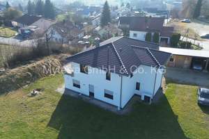Modernes Mehrgenerationenhaus mit 3 Wohneinheiten & großem Grundstück in Alkofen – Die vollständige Adresse der Immobilie erhältst du vom Anbieter., 94474 Vilshofen an der Donau – Vorschaubild 3