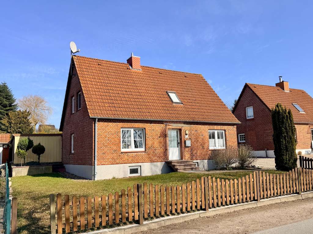 Immobilie in Schashagen - Wohnen in ruhiger Feldrandlage - Bild 0