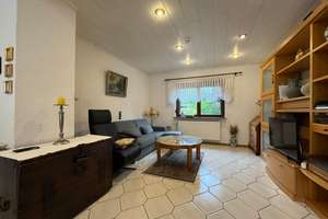 Familienfreundliche DHH mit Garten und ausgebautem Dachgeschoss – 65931 Zeilsheim, Frankfurt am Main – Vorschaubild 4