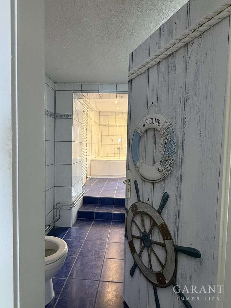 Immobilie in Lottstetten - Zweifamilienhaus sucht Käufer mit Mut für ein DIY-Projekt und Gespür für eine Neugestaltung! - Bild 4