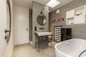 Modernisierte, sonnige Wohnung in Zehlendorf – Die vollständige Adresse der Immobilie erhältst du vom Anbieter., 14163 Zehlendorf, Berlin – Vorschaubild 7