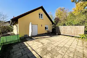 "Attraktives Zweifamilienhaus in sehr guter Lage!" – Göppingen (Kreis) – Vorschaubild 10