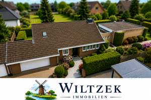 Exklusiver villenartiger Bungalow mit privater Wellnessoase und Künstler-Unikat in Krefeld-Verberg