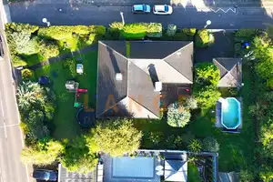 ::HOLZLAR:::RARITÄT:::HOCHWERTIG AUSGESTATTETER BUNGALOW:::UNEINSEHBAR::: – Bonn – Vorschaubild 25