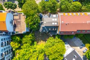 Außergewöhnliche und sanierte Dachgeschoss-Wohnung mit 4 Zimmern und Gäste-WC in Top-Lage! – Adelheidring 15, 39108 Stadtfeld Ost, Magdeburg – Vorschaubild 3