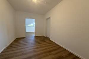 Liebevoll renoviert - Charmante 3-Zimmer-Dachgeschosswohnung im Herzen von Palling – Die vollständige Adresse der Immobilie erhältst du vom Anbieter., 83349 Palling – Vorschaubild 9