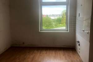 Helle 4,5-Zimmer-Wohnung im 2. OG an der Querstraße in Bochum – Querstraße 13, 44866 Wattenscheid-Mitte, Bochum – Vorschaubild 10