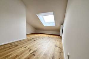 Erstbezug nach Kernsanierung – Neubaugleiche Maisonette- Whg. mit einem Blick ins Grüne und Balkon. – Die vollständige Adresse der Immobilie erhältst du vom Anbieter., 81375 Neuhadern, München – Vorschaubild 14
