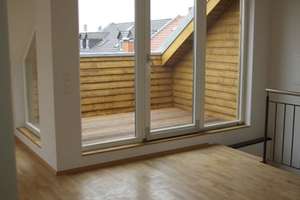 Helle und hochwertige Maisonette Wohnung in Connewitz mit 4 Zimmern, Balkon und Dachloggia – Die vollständige Adresse der Immobilie erhältst du vom Anbieter., 4277 Connewitz, Leipzig – Vorschaubild 9