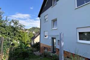 Helle 3-Zimmer Erdgeschoss Wohnung mit Balkon und Einbauküche in Stgt.-Untertürkheim – Gehrenwaldstraße 53, 70327 Stuttgart – Vorschaubild 1