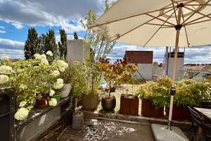 Dachgeschosswohnung mit 20qm -Dachterrasse, Kamin & Aufzug in verkehrsberuhigtem Bereich in Moabit  – Wiclefstraße 59, 10551 Moabit, Berlin – Vorschaubild 1