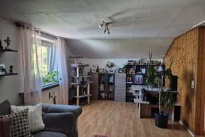 Schöne Dachgeschosswohnung zu vermieten  – Hengersberger Straße 30, 94469 Deggendorf – Vorschaubild 2