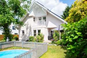 Zeitlos schön: Modernisiertes Haus mit Garten, Pool, Garage, effizienter Heizung & PV-Anlage – Potsdam-Mittelmark (Kreis) – Vorschaubild 1