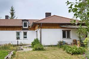 Einfamilienhaus mit großem Garten – Die vollständige Adresse der Immobilie erhältst du vom Anbieter., 86609 Donauwörth – Vorschaubild 3