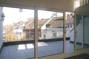 SANIERTE MAISONETTEWOHNUNG IM JUGENDSTILHAUS IM MEDIENHAFEN – Gladbacher Straße 41, 40219 Unterbilk, Düsseldorf – Vorschaubild 7