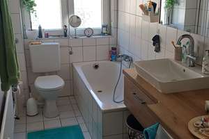 Lebendig wohnen: 2-Zimmer-Wohnung im Lindenhof