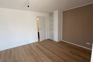 Erstbezug nach Renovierung mit herrlichem Wintergarten – Die vollständige Adresse der Immobilie erhältst du vom Anbieter., 70184 Gänsheide, Stuttgart – Vorschaubild 12