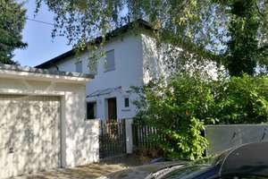 Helle, sonnige DHH mit Garten in Bogenhausen, München