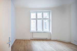 Bezugsfreie 2-Zimmer-Altbauwohnung in begehrter Kiezlage des Prenzlauer Bergs! – Driesener Straße 29, 10439 Prenzlauer Berg, Berlin – Vorschaubild 5