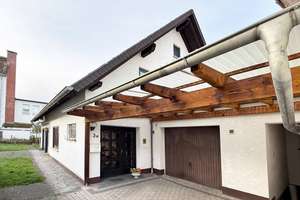 Großzügiges Einfamilienhaus mit eigenem Garten in Großen-Buseck – Die vollständige Adresse der Immobilie erhältst du vom Anbieter., 35418 Buseck – Vorschaubild 1