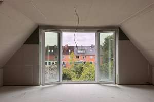 Im Auftr.: Rarität Nähe Wasserturm: Erstbezug nach hochwertigem DG-Neuausbau in Kiel-Ravensberg – Die vollständige Adresse der Immobilie erhältst du vom Anbieter., 24118 Ravensberg, Kiel – Vorschaubild 12