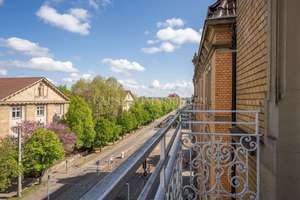 Gepflegte Stadtwohnung mit zwei Balkonen in zentraler Lage von Stuttgart-Ost