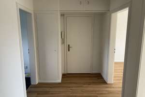 Komplett modernisierte 2 ½-Zimmer-Eigentumswohnung Staffelgeschoss / Endetage mit zwei Balkonen – Die vollständige Adresse der Immobilie erhältst du vom Anbieter., 22041 Wandsbek (Ortsteil), Hamburg – Vorschaubild 8