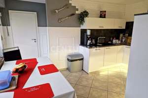 Ankommen & wohlfühlen: Modernisierter Bungalow mit Traumterrasse und großem Garten – Die vollständige Adresse der Immobilie erhältst du vom Anbieter., 52525 Heinsberg – Vorschaubild 9