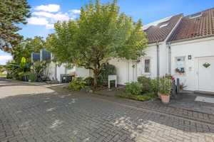 Ihr neues Zuhause: modernes Reihenhaus mit PV-Anlage, Einliegerwohnung, Terrasse & 2 Balkonen – Karlsruhe – Vorschaubild 24