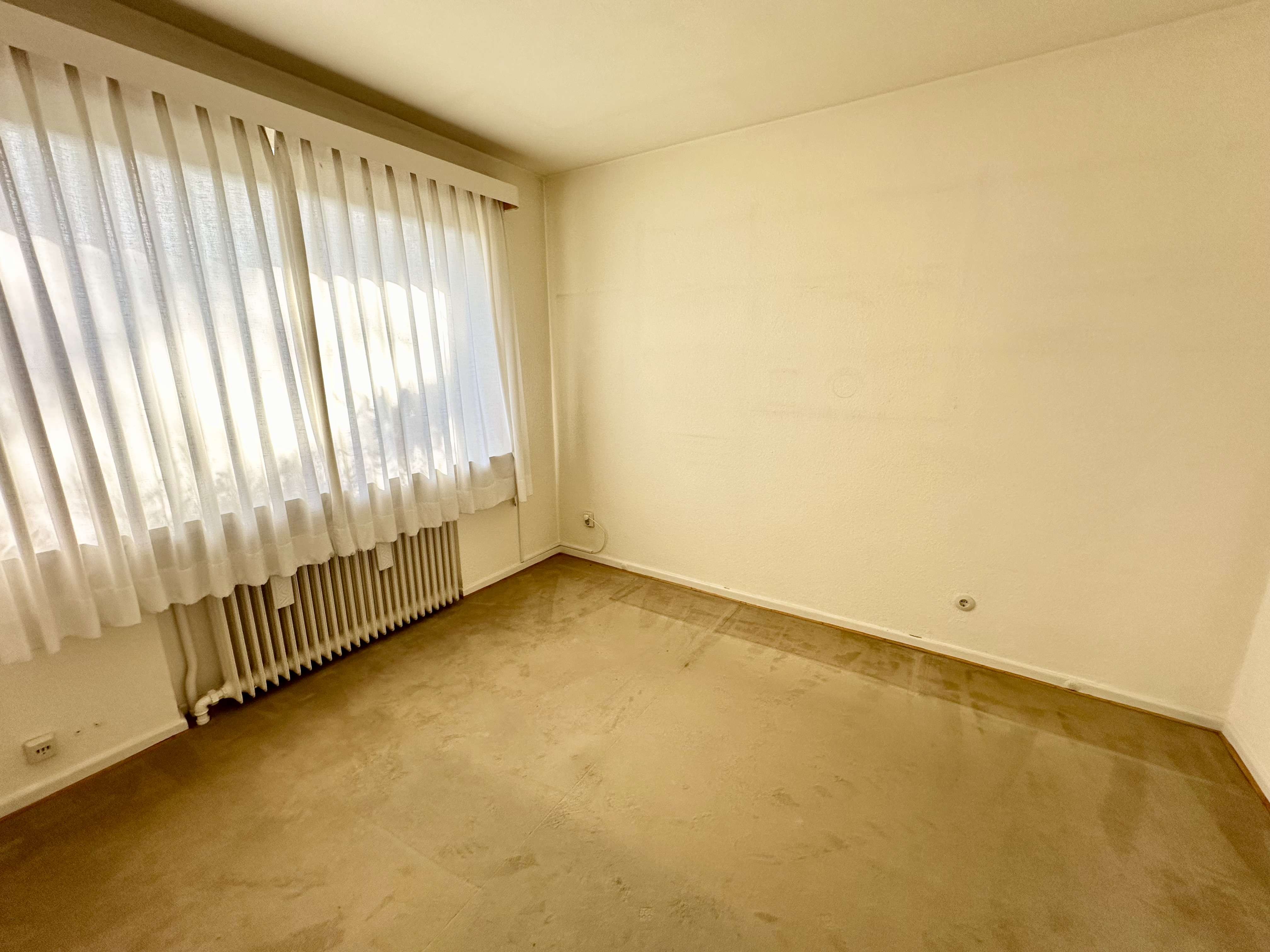 Immobilie in Büdelsdorf - Besonders familiengerechtes, charmantes Einfamilienhaus mit Doppelgarage und tollem Garten! - Bild 0