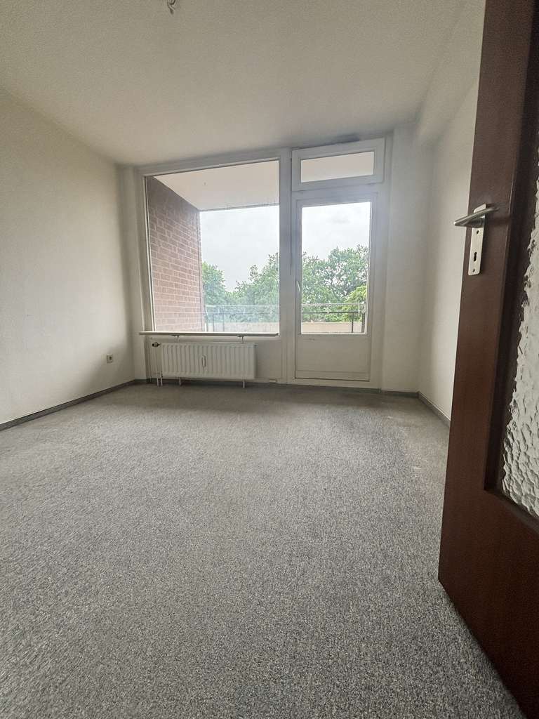 Immobilie in Glinde - Freie 4 Zimmerwohnung - Perfekte Infrastruktur- Eigener Tiefgaragenstellplatz - Bild 4