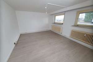 Geräumige 3-Zimmer-Souterrain-Wohnung – Perfekt für WG, Studenten oder Berufstätige! – Fuldatalstr 36, 34125 Wesertor, Kassel – Vorschaubild 1