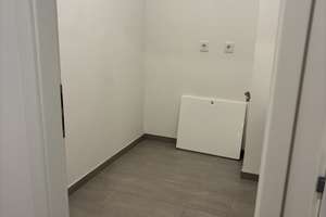 Zweitbezug: Neuwertige 2-Zimmer Wohnung in zentraler Lage – 60486 Bockenheim, Frankfurt am Main – Vorschaubild 7