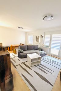 Einziehen oder vermieten: 3-Zimmer-Wohnung mit Balkon, EBK und Stellplatz