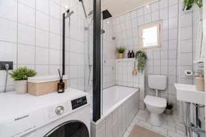 Seltene Investmentchance in Augsburg: Altbau-Mehrfamilienhaus mit massivem Wertsteigerungspotenzial – Die vollständige Adresse der Immobilie erhältst du vom Anbieter., 86154 Links der Wertach-Nord, Augsburg – Vorschaubild 15