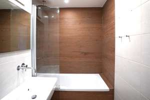 Zweitbezug! Große 3-Zimmer mit Tiefgarage, EBK, Balkon und Wanne am See!  – Zur Heide 6, 4207 Lausen-Grünau, Leipzig – Vorschaubild 8