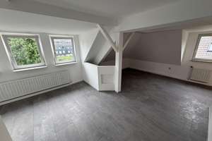 ERSTBEZUG AM HAHNERBERG: 2-3 ZIMMER WOHNUNG WHG