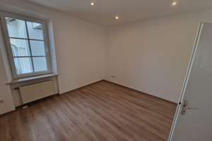 3-Zimmer Wohnung im EG mit großer Garage/Hobbyraum – Regensburger Straße 29, 85055 Nordost, Ingolstadt – Vorschaubild 2