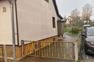 Preiswertes und großes 4-Zimmer-Doppelhaus in Triptis – Quellenweg 10, 7819 Triptis – Vorschaubild 4