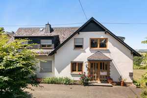 Mehrfamilienhaus in Dieblich mit Potential