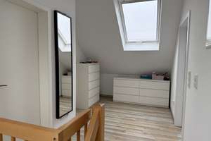 Haus zu vermieten in Babenhausen | 143 m² Wohnfläche | 8 Zimmer | 2 Bäder | 1 Waschküche | 1 Küche – Die vollständige Adresse der Immobilie erhältst du vom Anbieter., 64832 Babenhausen – Vorschaubild 24