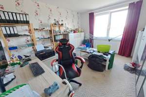 Gepflegte 3-Zimmer-Wohnung mit zwei Balkonen in Bremerhaven – Batteriestraße 51, 27568 Twischkamp, Bremerhaven – Vorschaubild 4